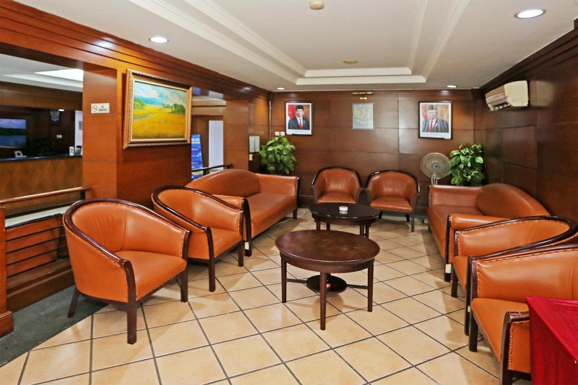 Collection O 91898 Series Hotel Kuningan Jakarta Buitenkant foto