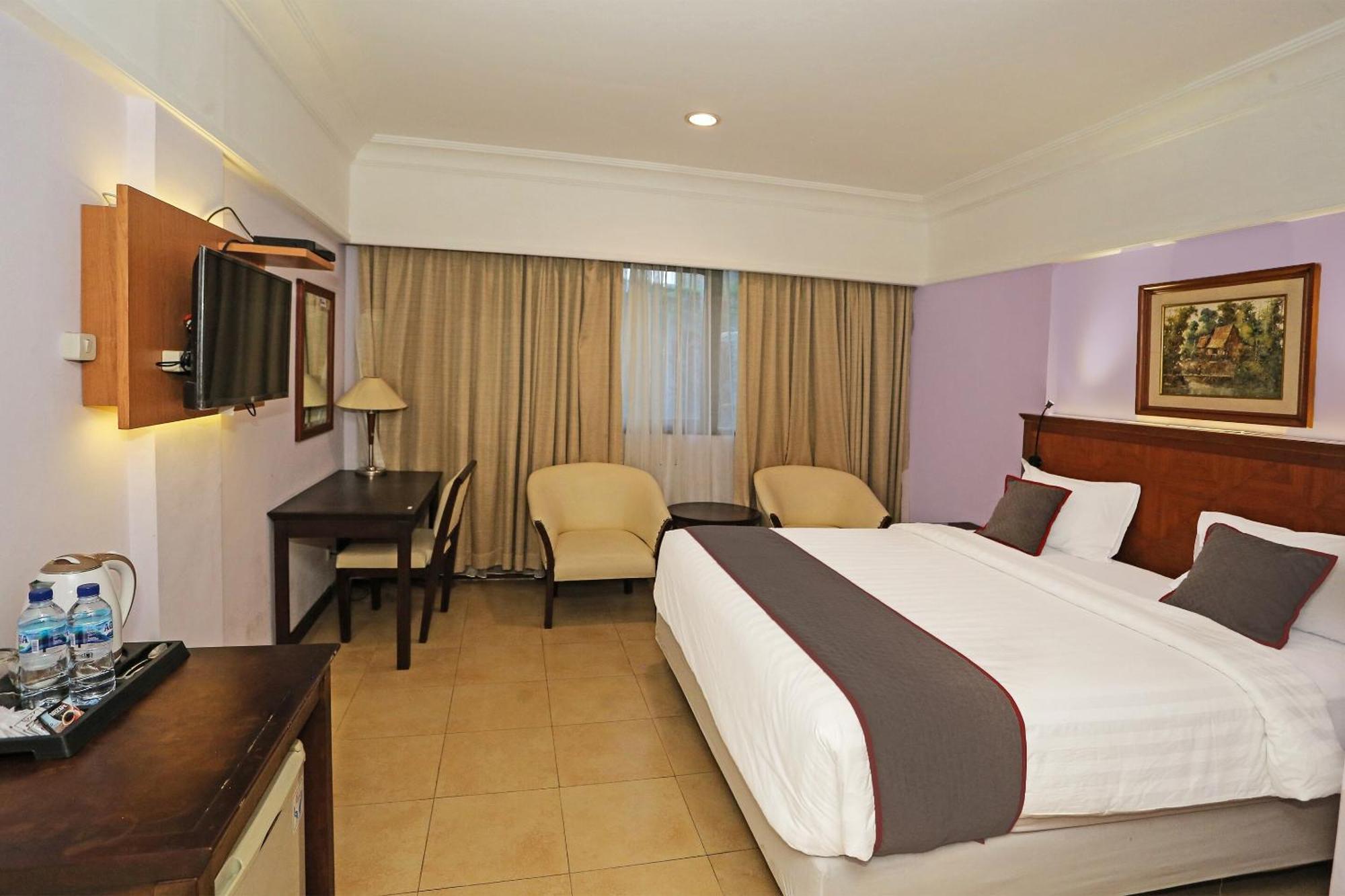 Collection O 91898 Series Hotel Kuningan Jakarta Buitenkant foto