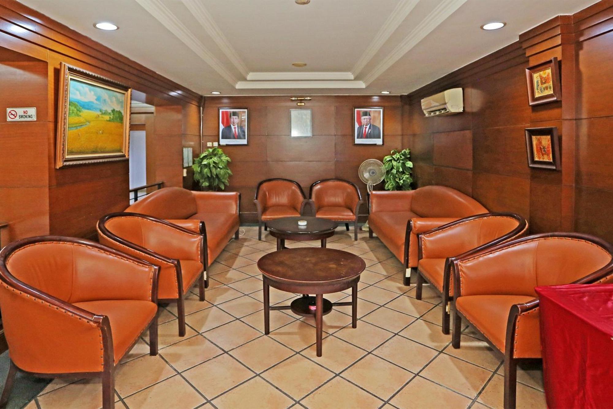 Collection O 91898 Series Hotel Kuningan Jakarta Buitenkant foto